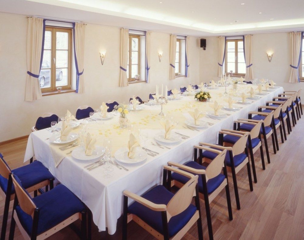 Hotel Und Landgasthof Altwirt Grosshartpenning Bagian luar foto